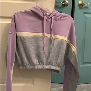cropped hoodie
